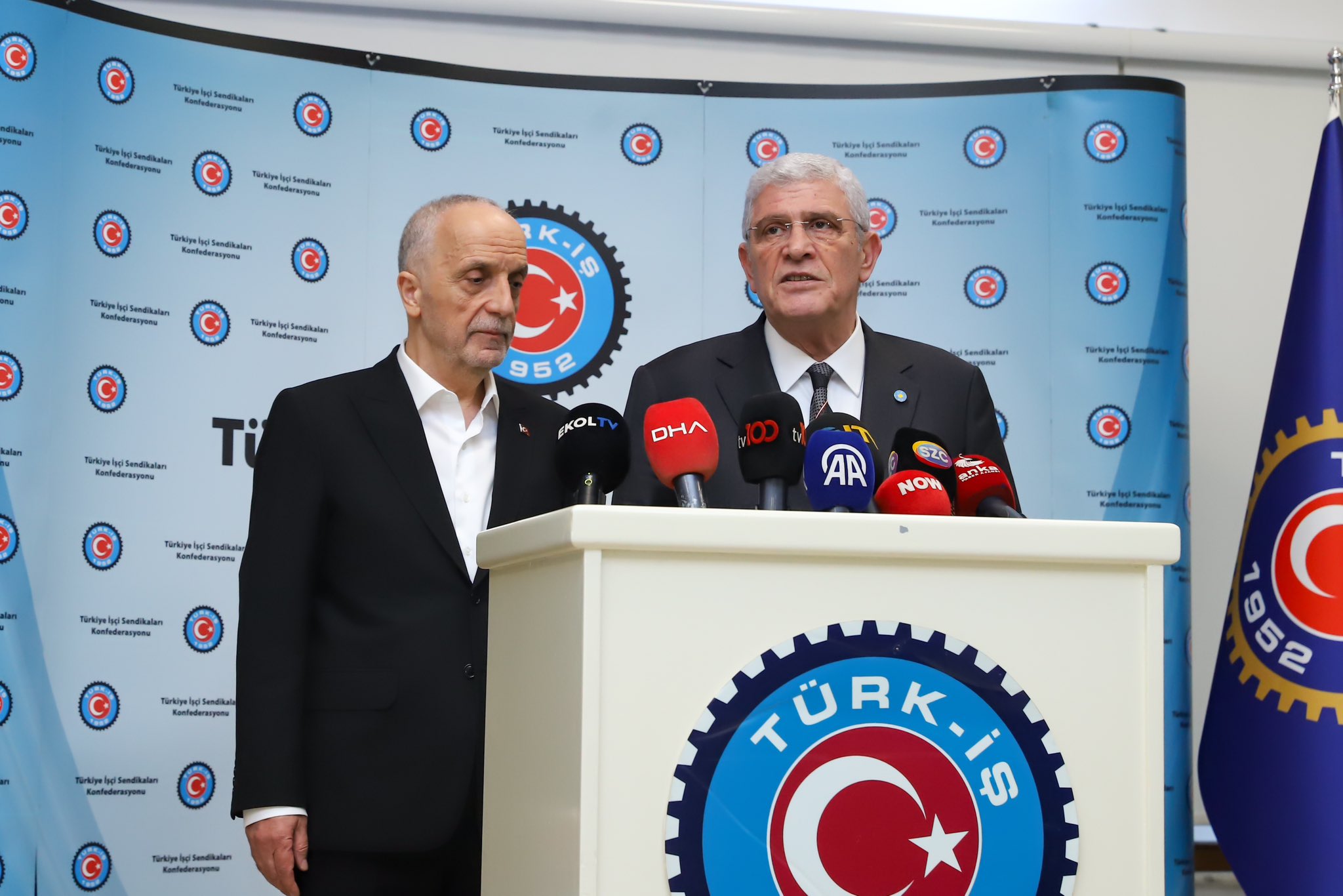 Müsavat Dervişoğlu Türk-iş’ i Ziyaret etti