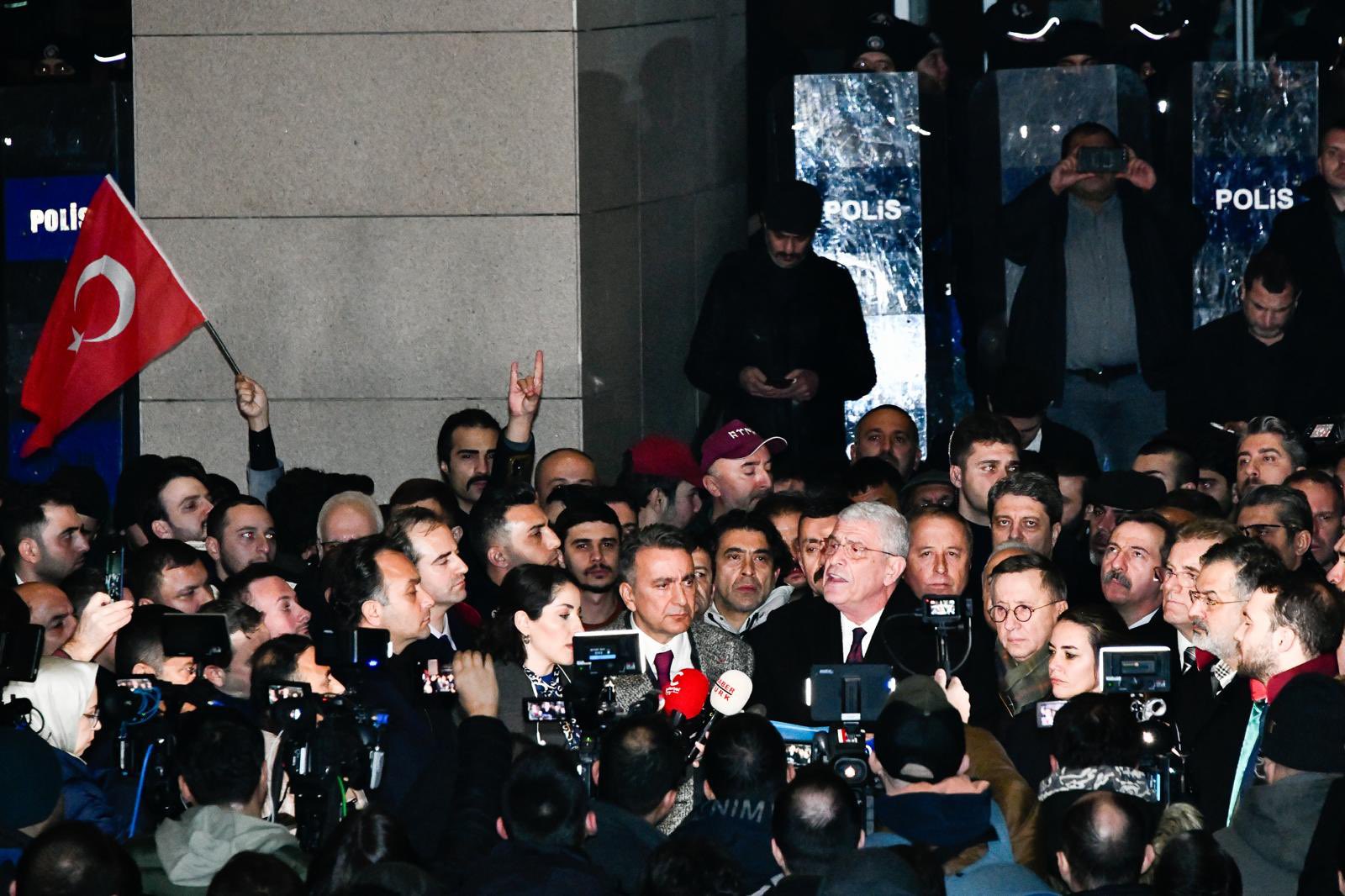 Bilinsin ki korkmuyoruz, korkmayacağız ve ne gerekiyorsa yapacağız!