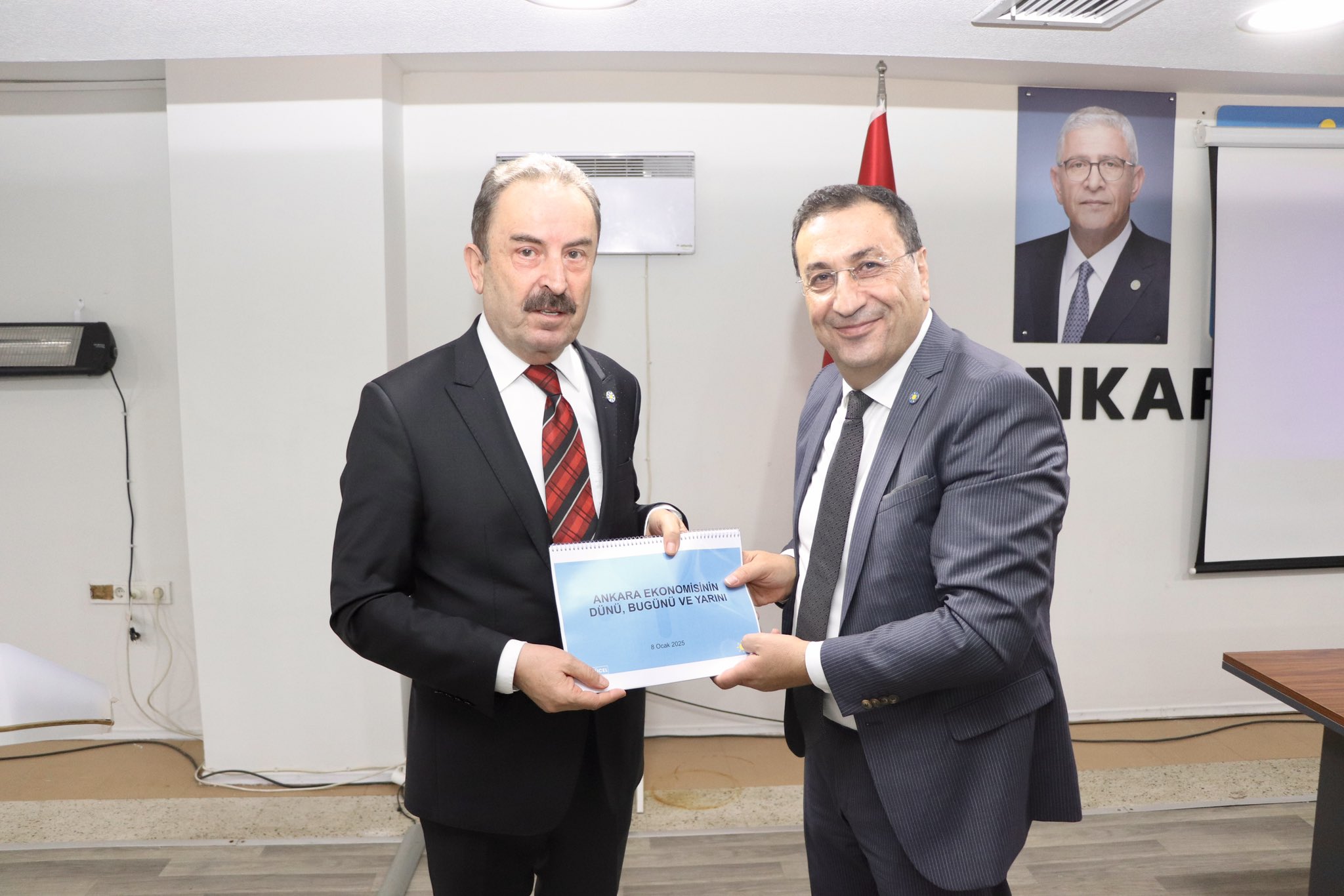 Emekli Müsteşar yardımcısı Sn. İsmail YÜCEL “Ankara Ekonomisinin Dünü, Bugünü Ve Yarını” konulu konferans düzenledi.