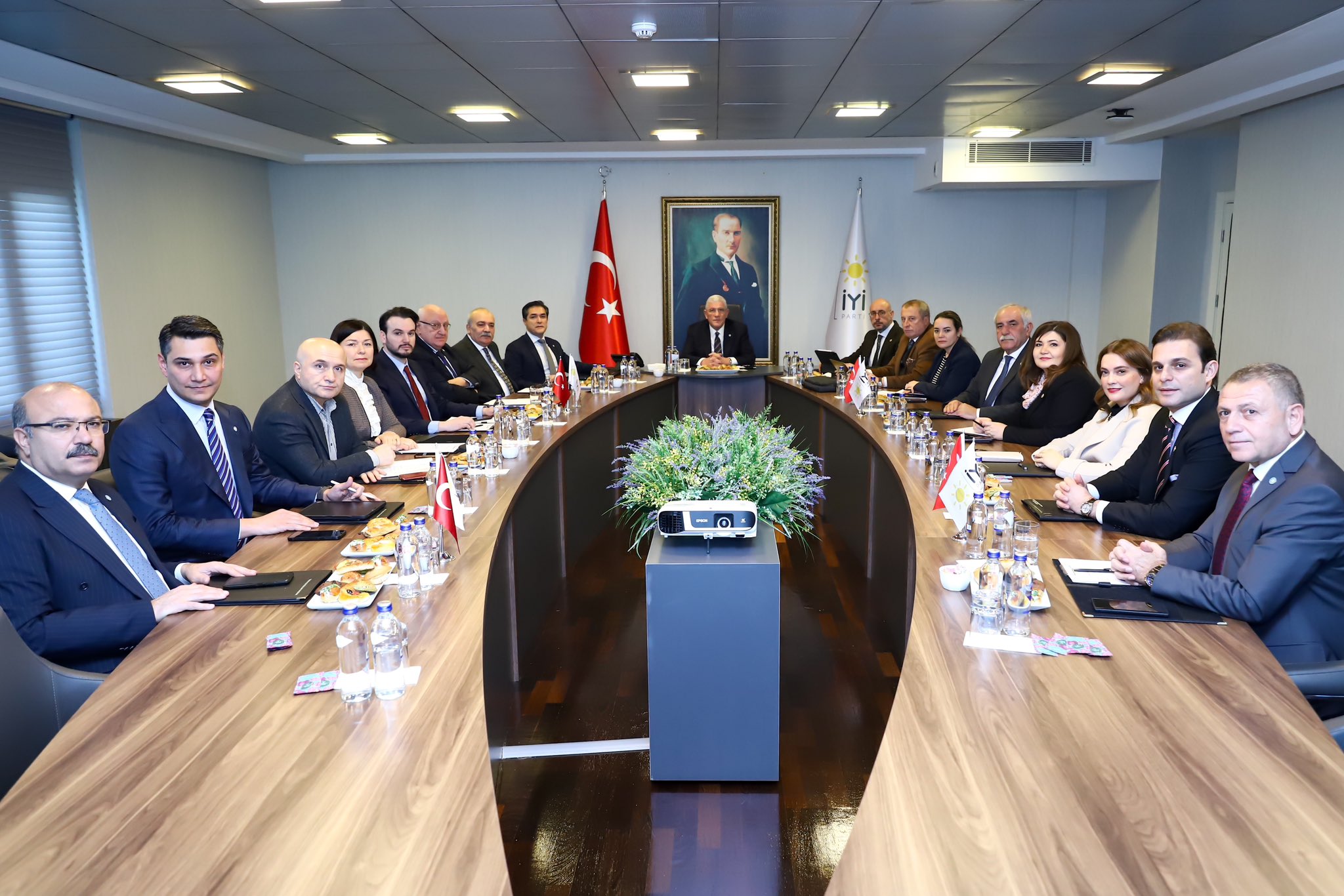 İYİ Parti Genel Merkezinde Olağan Divan Toplantısı Gerçekleştirildi