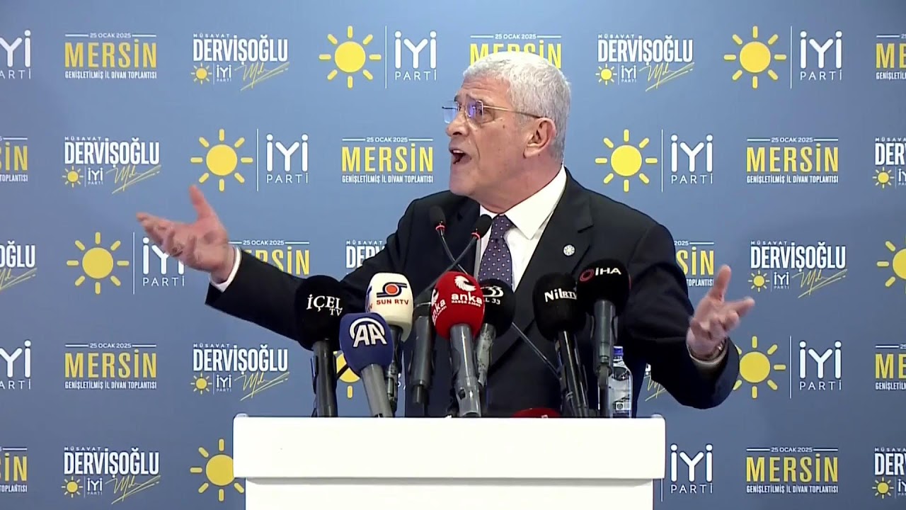 Genel Başkanımız Sayın Müsavat Dervişoğlu Mersin Genişletilmiş İl Divan Toplantısı programında.