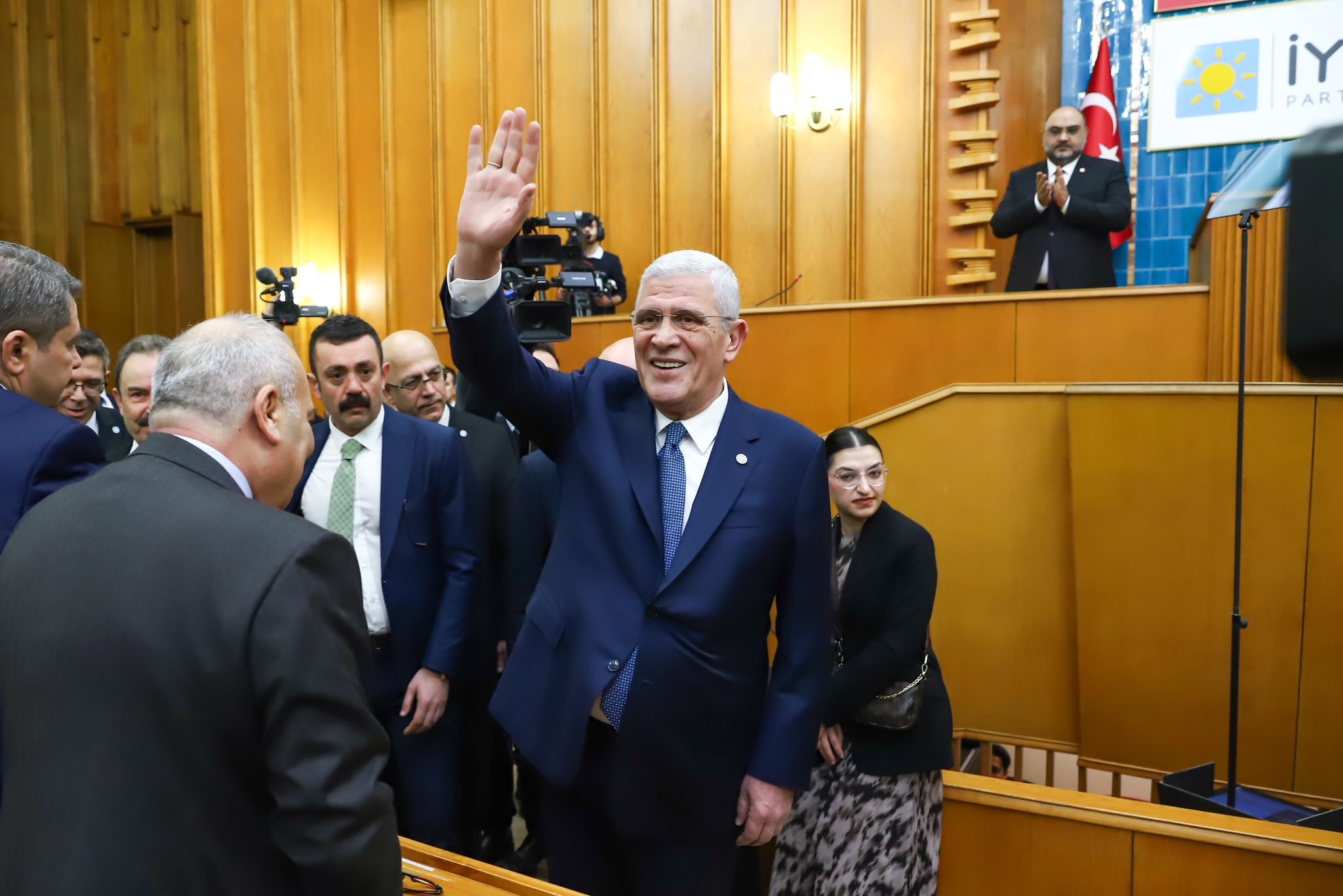 İstibdadın zinciri kırılıp hürriyet bu vatana hâkim oluncaya kadar susmayacağımızı ve bu düzene asla teslim olmayacağımızı haykırdık