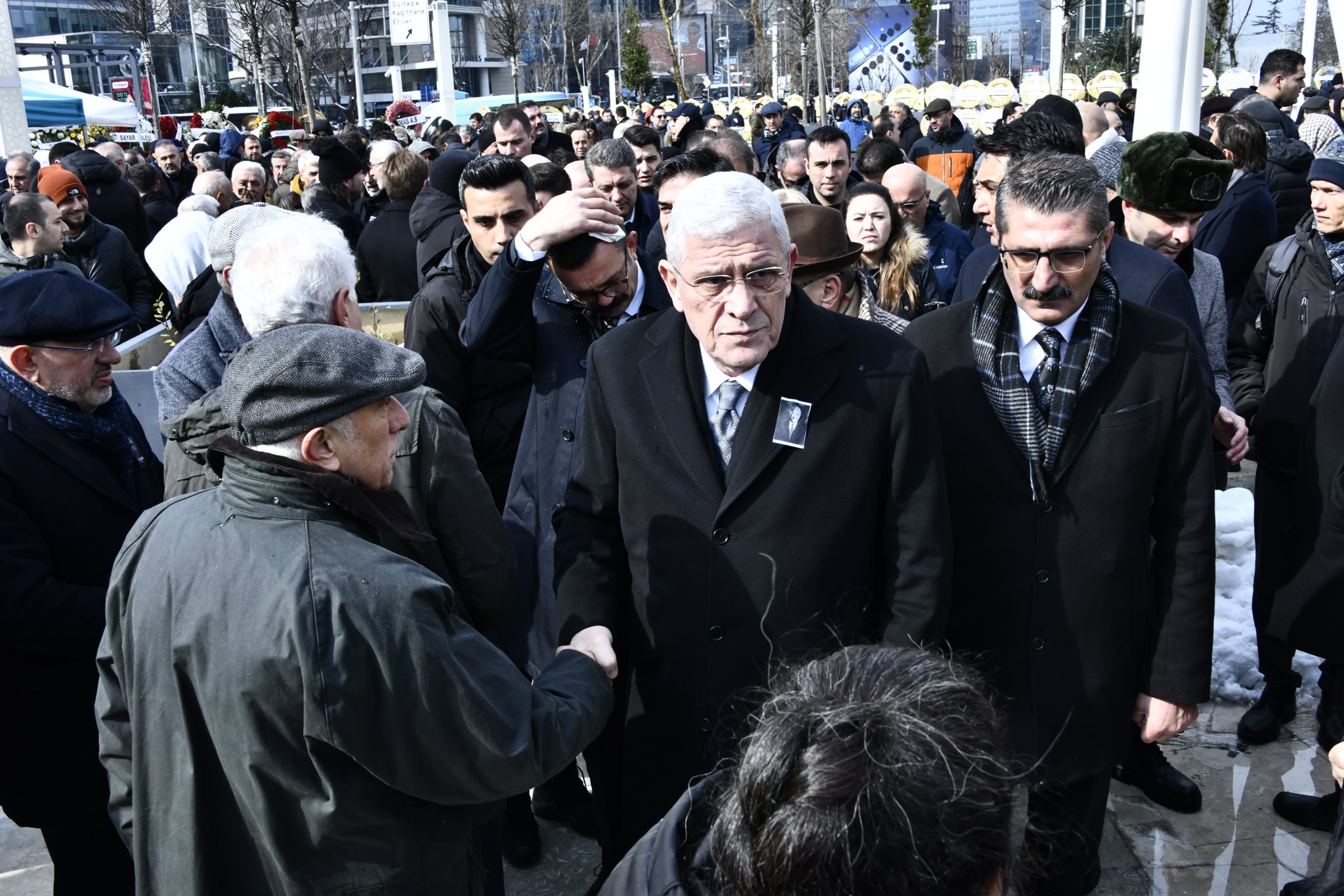 İstanbul İl Başkanı Yücel Coşkun ve Genel Başkan Müsavat Dervişoğlu, Eski Devlet Bakanımız Sn. Ali Doğan’ın cenaze törenine katıldı