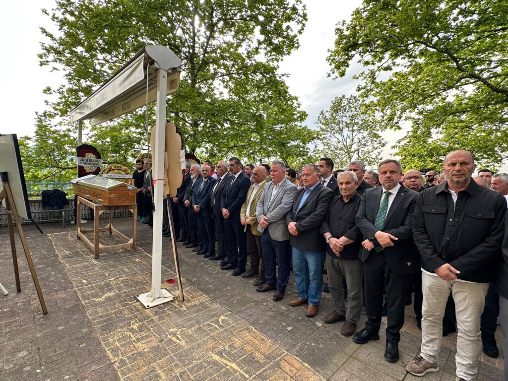 İYİ Parti Kocaeli İl Başkanı Kamil Şirin’in babası ebediyete uğurlandı