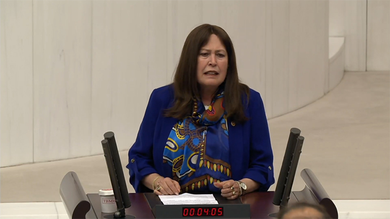 İYİ Parti Milletvekili Şenol Sunat: Manisa’dan yükselen feryat! Zirai don, çiftçimizin alın terini yok etti