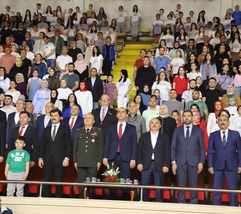 Çankırı İl Başkanı Aydın Akbaş 19 Mayıs Kutlamalarına katılarak gençlerin coşkusuna ortak oldu