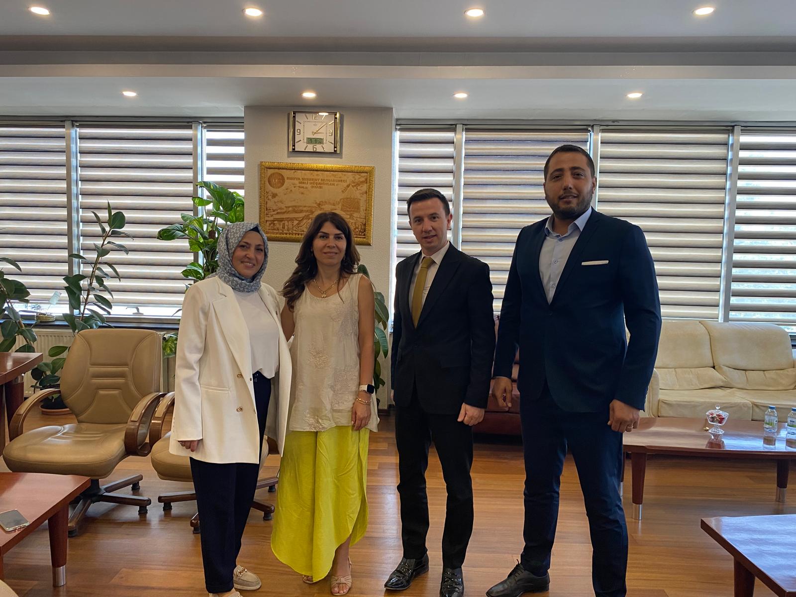 İYİ Parti Konya İl Başkanı ve heyeti Konya Serbest Muhasebeci Mali Müşavirler Odası Başkanı Sayın Halil Bıçakcı’ya hayırlı olsun ziyaretinde bulundu