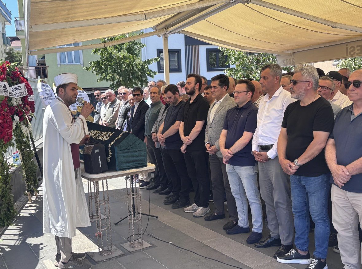 Önceki dönem İYİ Parti Sarıyer İlçe Başkanı son yolculuğuna uğurlandı