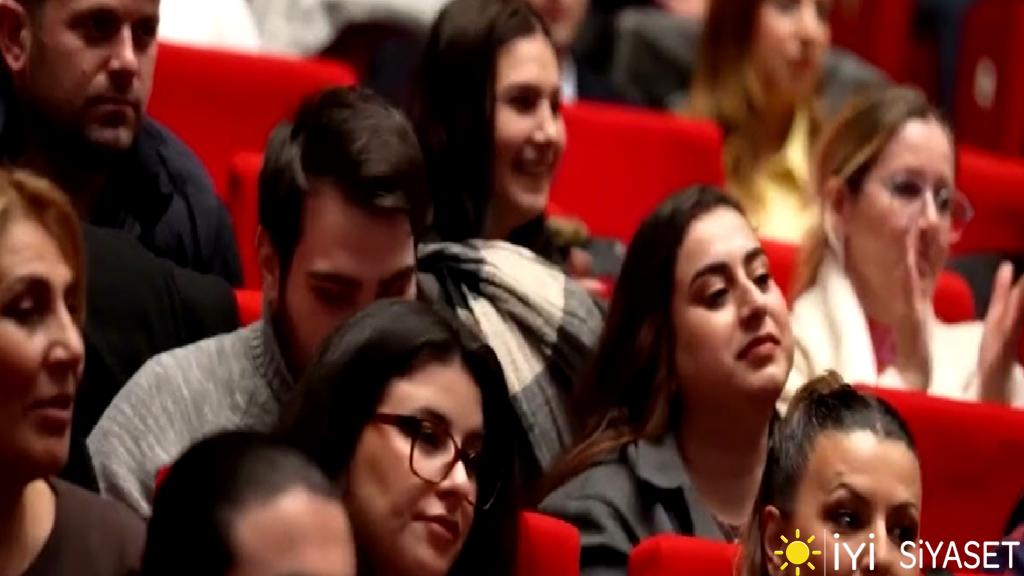 ”Ben Müsavat Dervişoğlu’yum.”